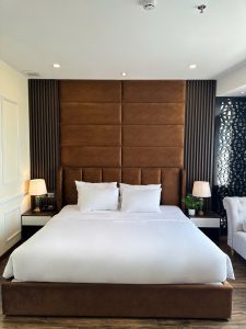 Phòng ngủ sang trọng với nội thất hiện đại tại khách sạn Mai Vy Hotel Tây Ninh